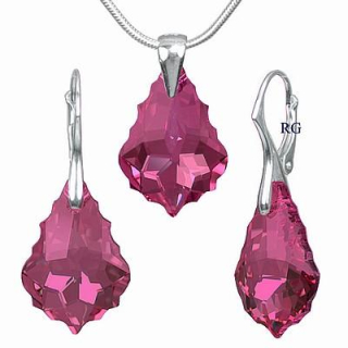 Souprava vyrobena se Swarovski Elements- Baroque Ruby LSW005S