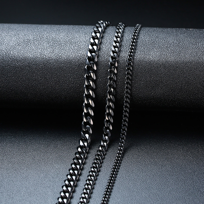 Řetízek z chirurgické oceli Curb Black 5mm