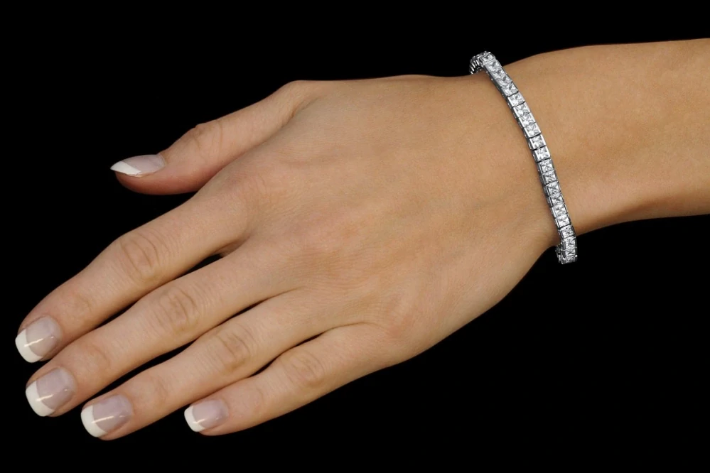 Stříbrný náramek GRACE se zirkony