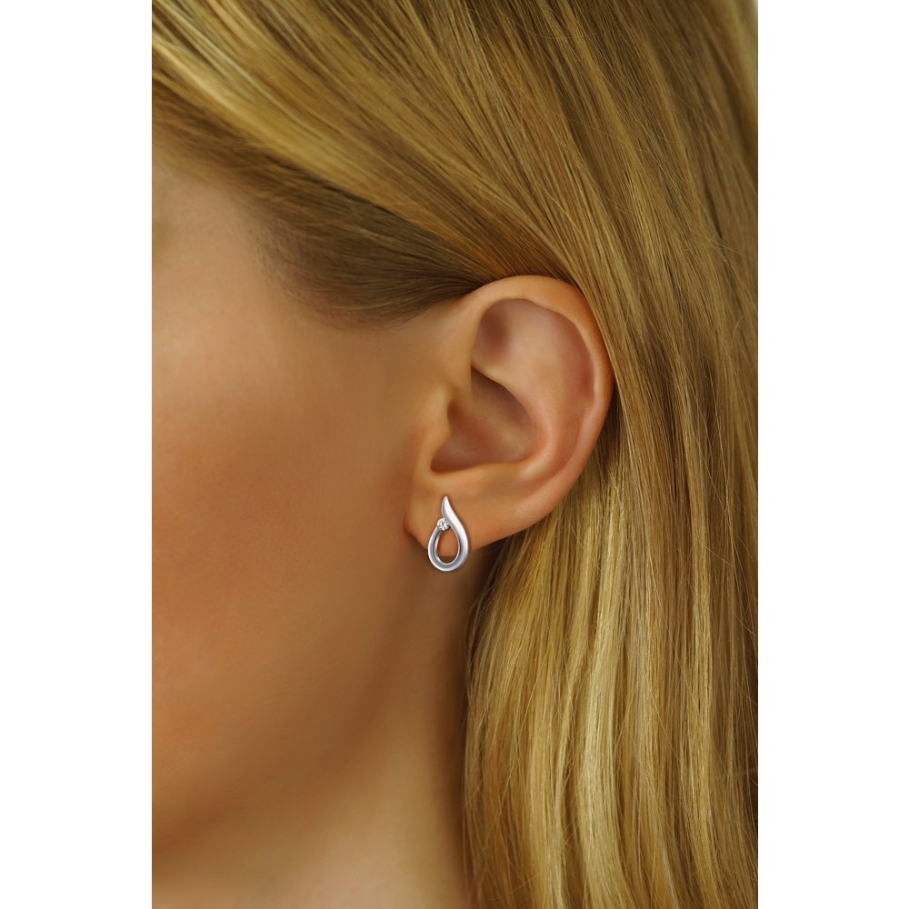 Stříbrné náušnice se zirkony na puzetku