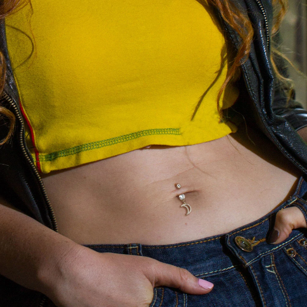 Piercing do pupíku Půlnoční Měsíc
