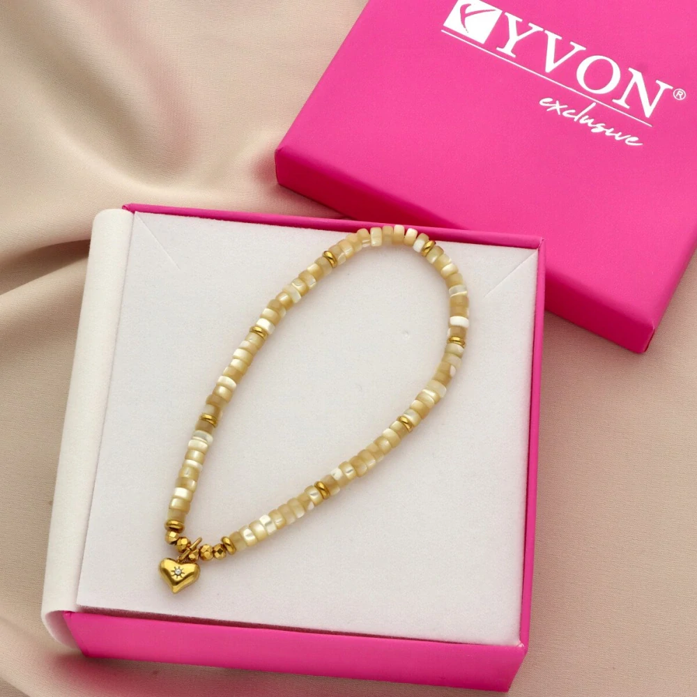 Náramek z přírodních mušlí