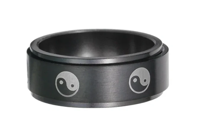 Prsten z chirurgické oceli Jin a jang
