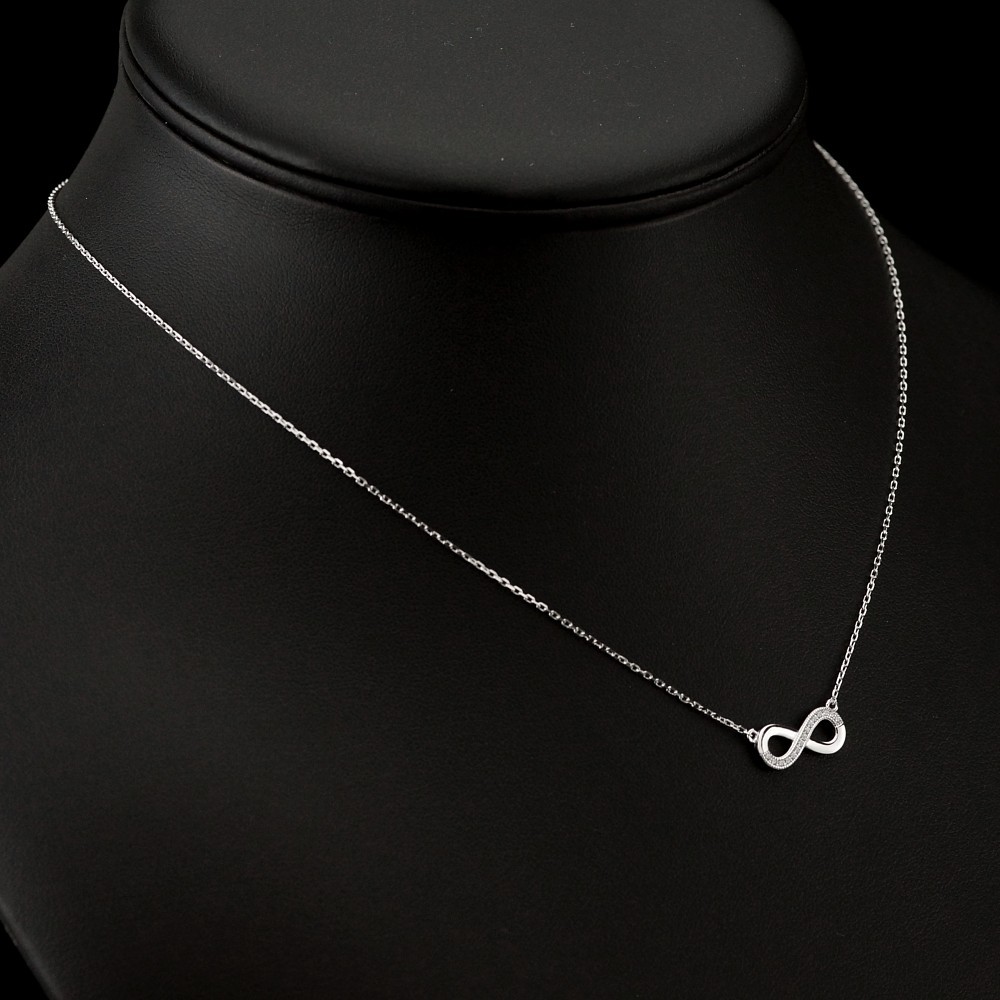 Stříbrný náhrdelník INFINITY