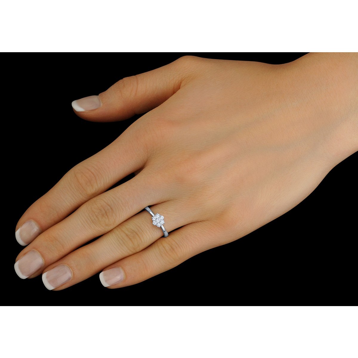SILVEGO stříbrný prsten FLORA se Swarovski® Zirconia