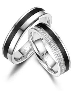 Karbonové snubní prsteny z titanu Černý dotek